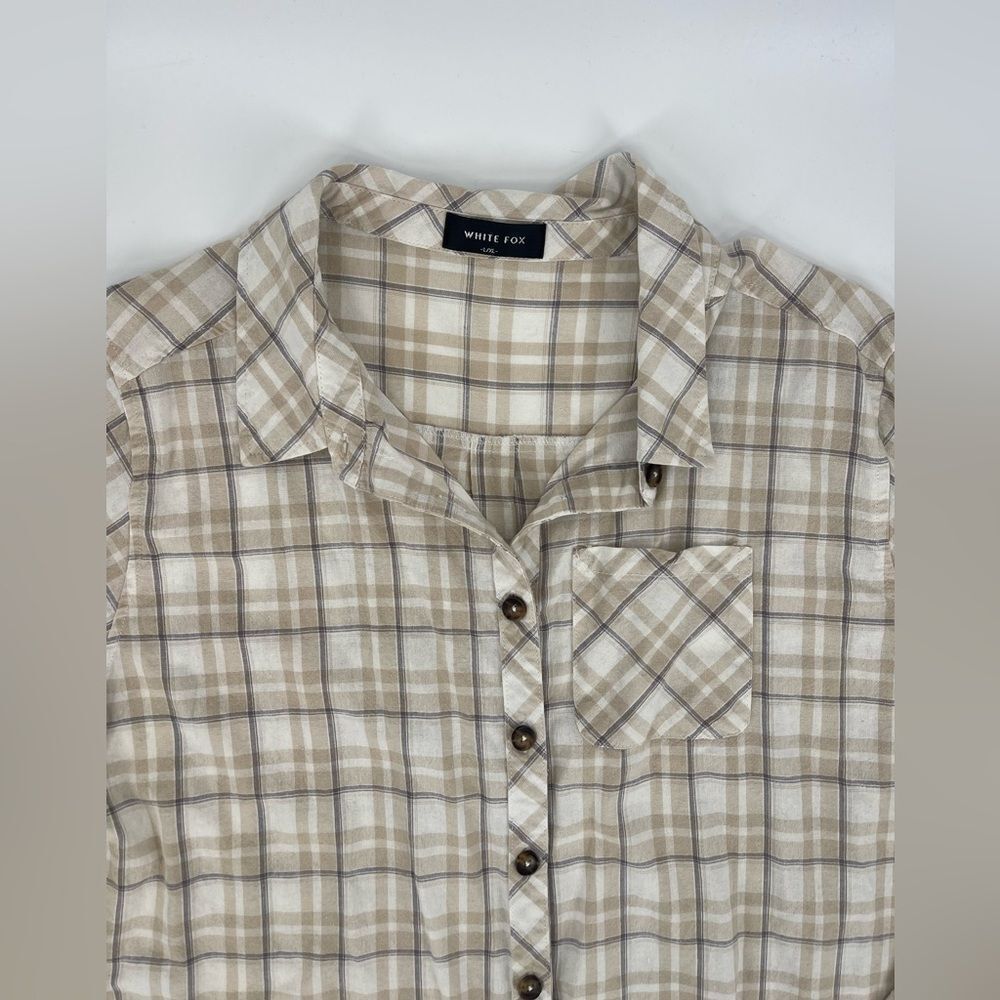 🌱White Fox button down - Picture 6 of 9